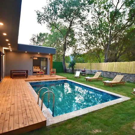 Riva - Kayakoey De 2+1 Tatil Villasi 페티예
